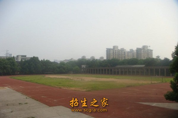 学校操场