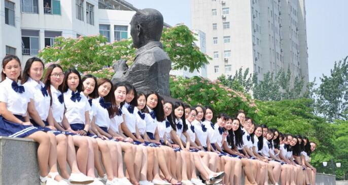 「女生读技校学什么专业好」适合女生报读的技校专业